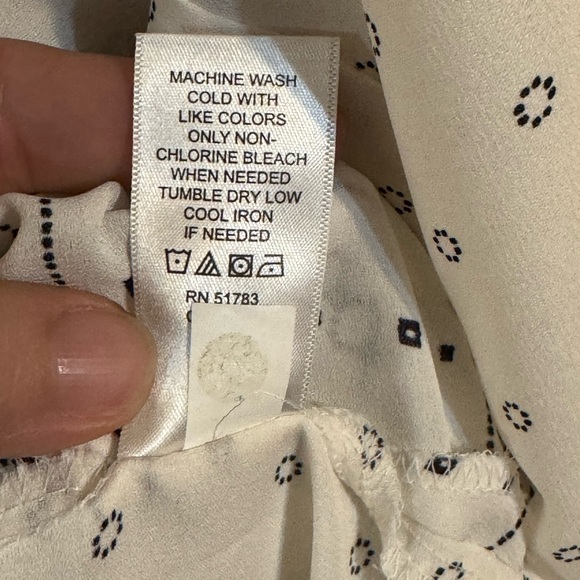 Maurices Tunic Blouse - White and Black size 0 - Picture 3 of 6